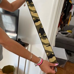 ARMY GREEN TOTE BAG